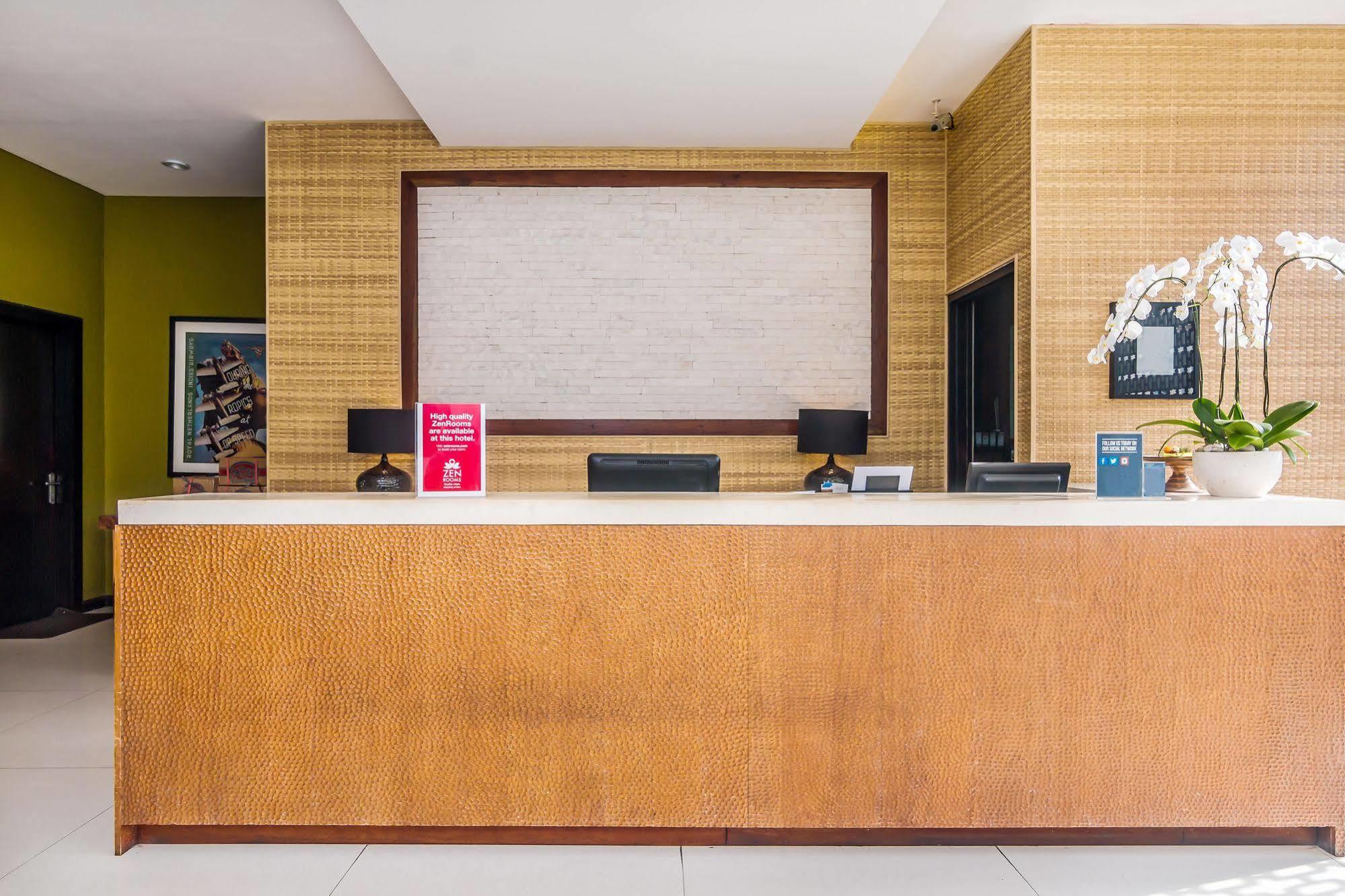 Zen Rooms Kuta Beach Poppies Lane Exterior foto